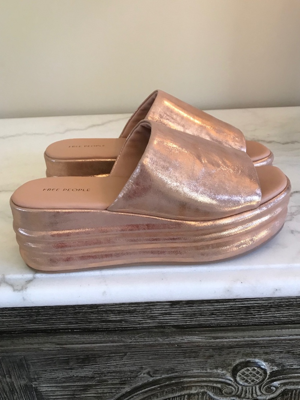 🆕 RETRO ROSE GOLD FREE PEOPLE HARBOR FLATFORM - Picture 7 of 15